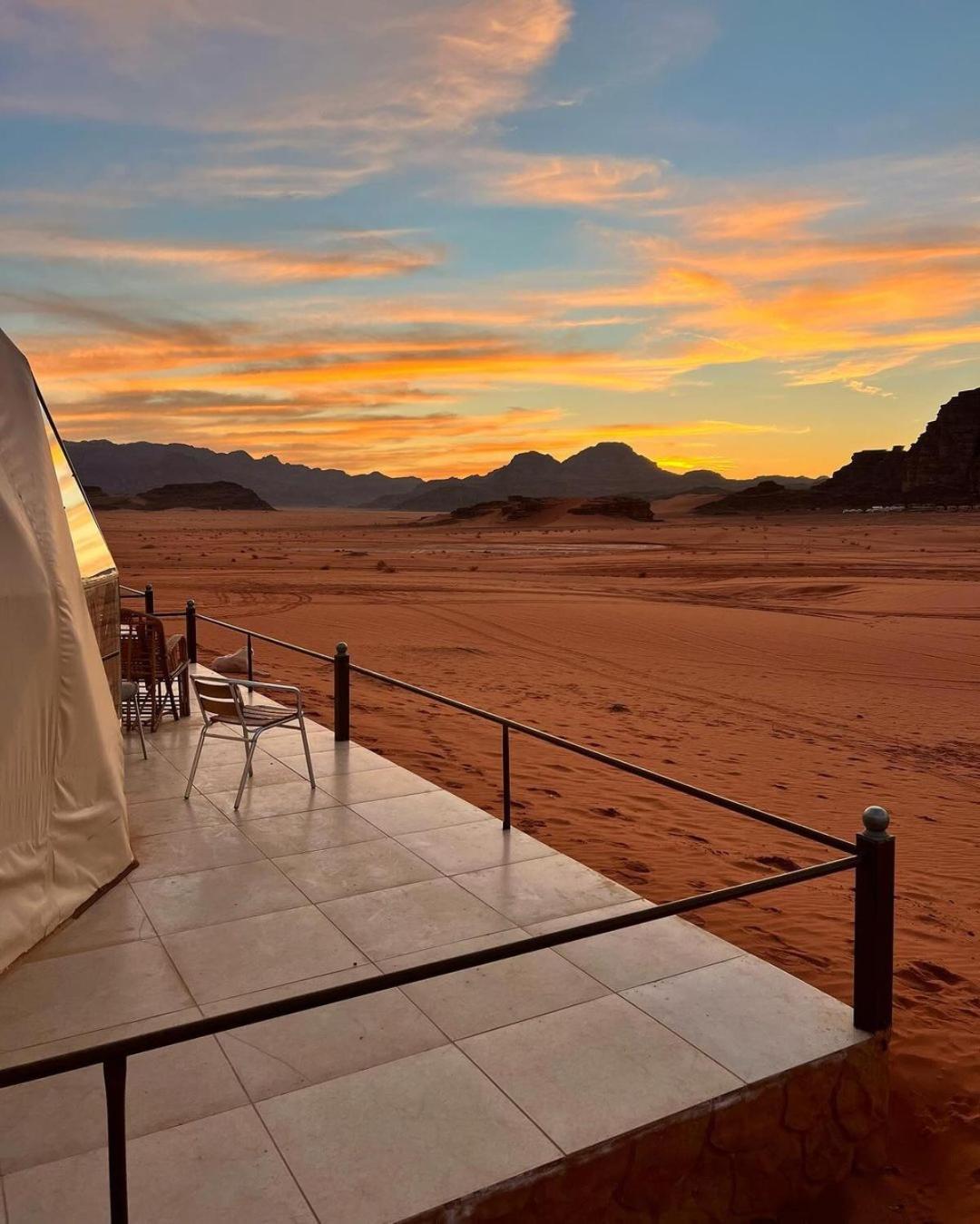 Rum Royal Flower Luxury Camp Wadi Rum Exterior foto